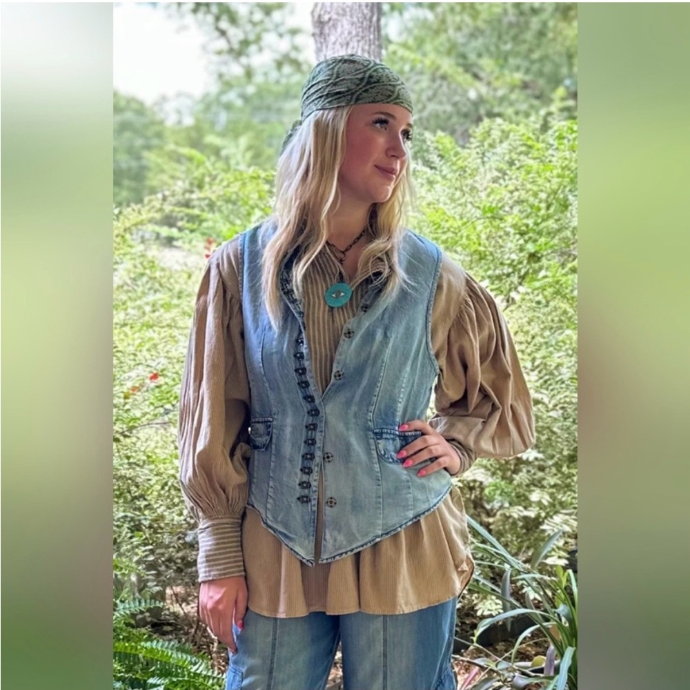 Jaded Gypsy Cottagecore Mesmerized Chambray Vest S/M Denim Women’s Bohemian